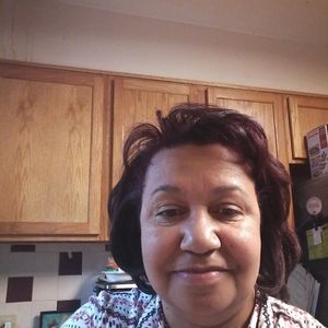 Meet your Posher, Cynthia